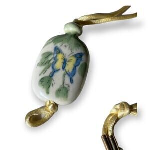 VTG Avon painted ceramic butterfly pendant yellow cord necklace
